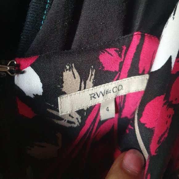 RW&CO. black/white/red floral dress (US 4) - Picture 5 of 5